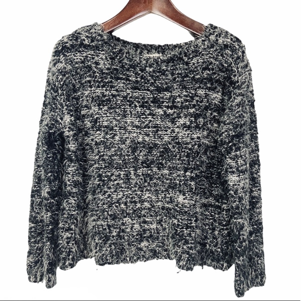 1.State•oversized black gray fuzzy shag eyelash crop sweater small